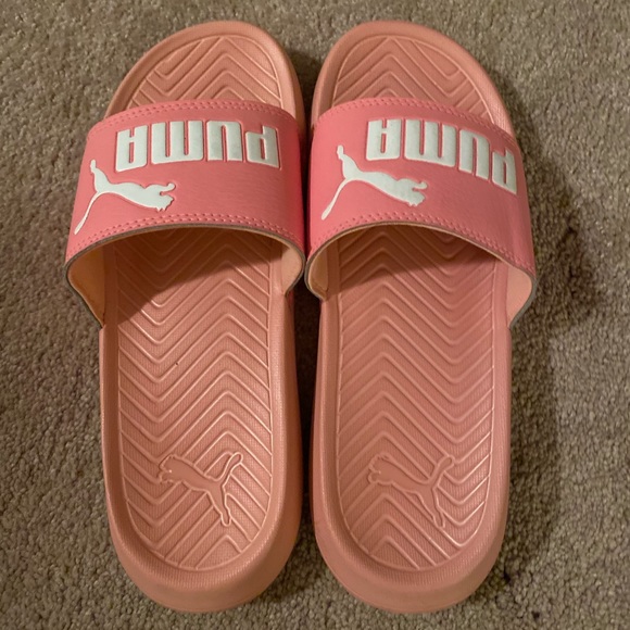 puma pool slides